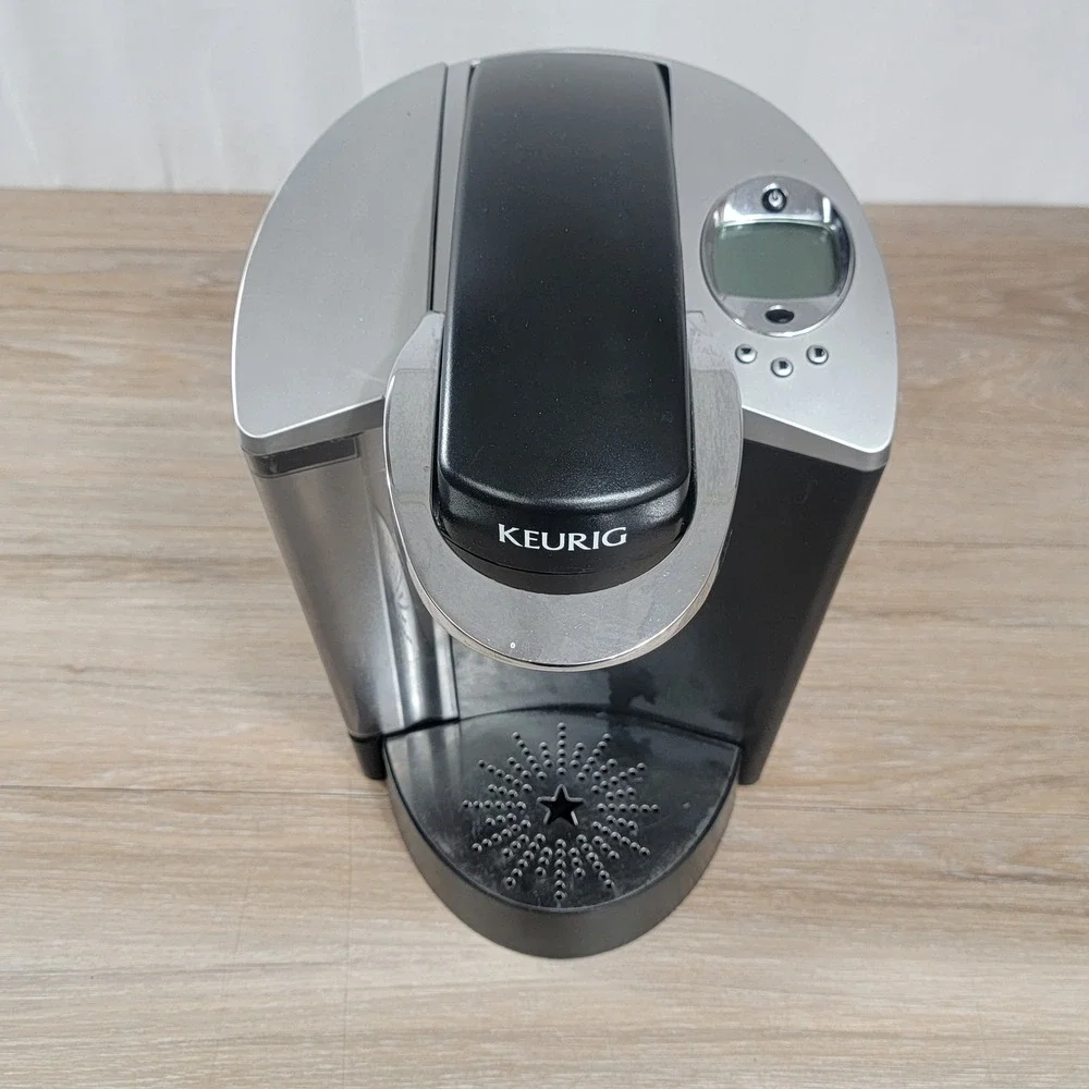 Keurig Special Edition B60 Single Cup Brewing System Black Silver 1500W